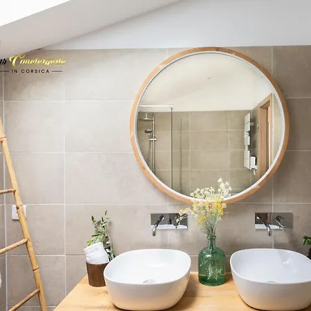 Ficaja 10 Pers Jacuzzi Vue Pinarello * Zonza