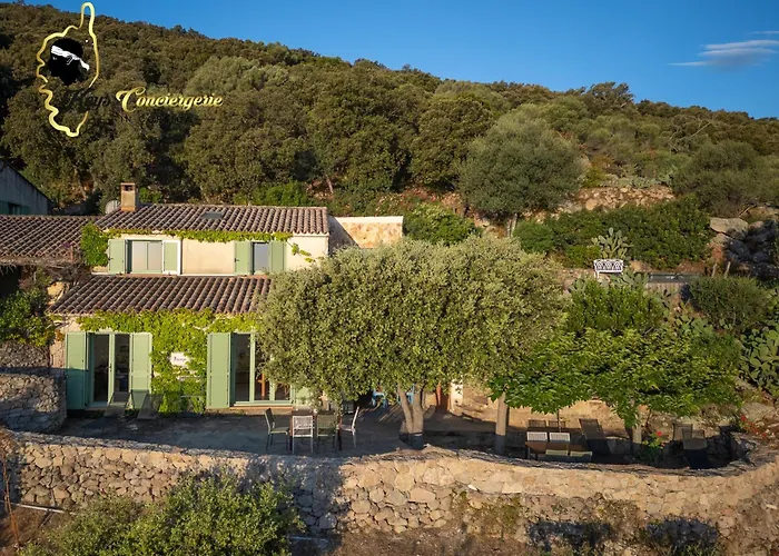 Ficaja 10 Pers Jacuzzi Vue Pinarello Vakantiehuis *